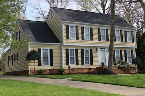 2943 Butter Churn Lane sold home in Hearthstone, Matthews, NC