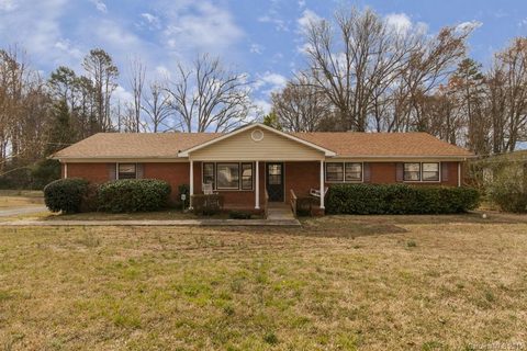 8526 Williamsburg Circle