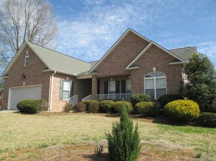 118 Hazeltine Court 17,18