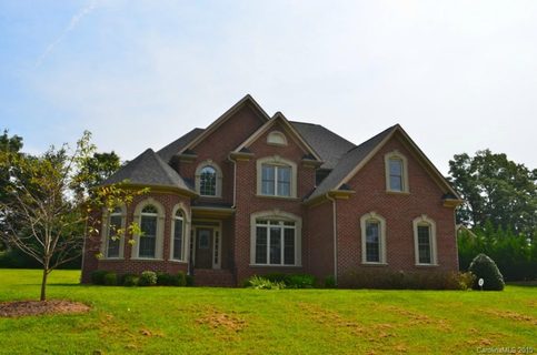 2728 Smithfield Drive