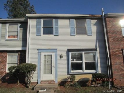 7633 Holly Grove Court sold townhome in Holly Grove, Charlotte, NC