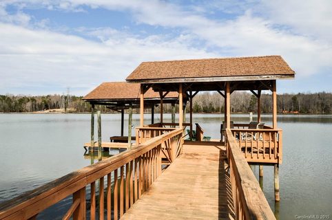5501 Mountain Point Lane