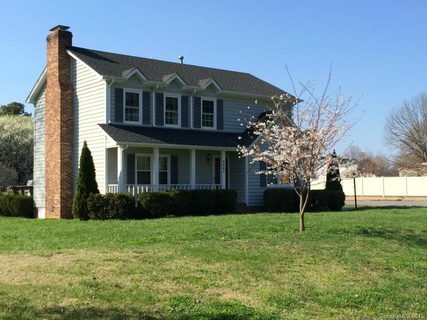 2901 Valleywood Drive sold home in South Pines, Gastonia, NC