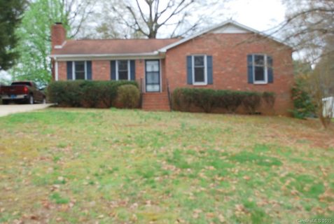 1823 Townes Court