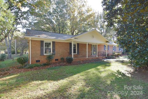 5400 Saddlewood Lane sold home in Farmwood, Charlotte, NC