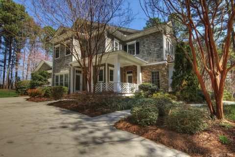 Previously sold for $620,500