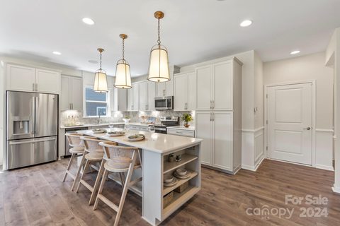 328 Sunharvest Lane