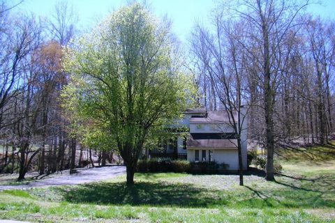 5703 Leatherwood Lane