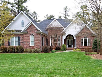7965 Bay Pointe Drive