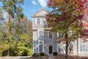 8015 Kings Creek Drive sold home in Charlotte, SC