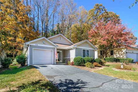 318 Ewarts Hill Road sold home in Duncraggen, Hendersonville, NC