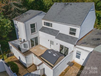 7153 Stonington Lane sold home in Stonington, Charlotte, NC