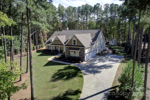 6354 Harbor Oaks Drive sold home in Harbor Oaks, Denver, NC