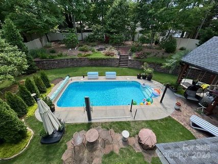 131 Wellshire Street sold home in Oaks on Main, Mooresville, NC