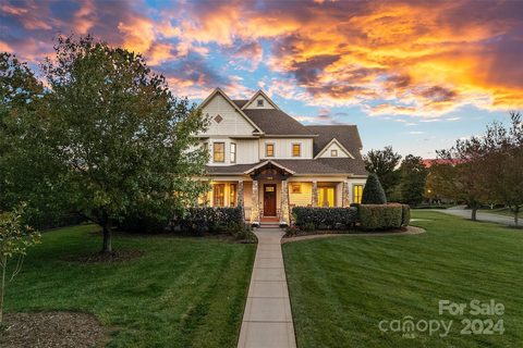 143 Cape Cod Way