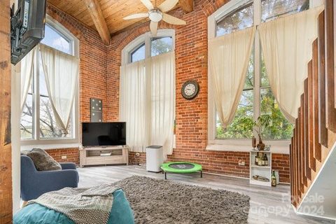 201 S Hoskins Road 235 sold home in FoxRidge Lofts, Charlotte, NC