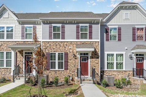 9342 Mallard Mills Drive sold home in The Towns at Mallard Mills, Charlotte, NC