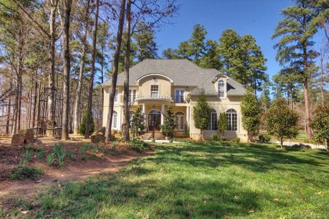 303 Greenbay Road sold home in Greenbay Forest, Mooresville, NC