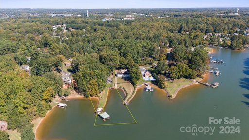 358 Catalina Drive sold home in Catalina Cove, Mooresville, NC