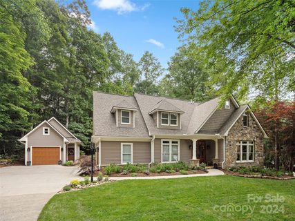 120 Braeside Circle