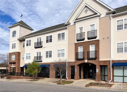 1410 4th Street Drive 301 sold condo in Viewmont Plaza, Hickory, NC