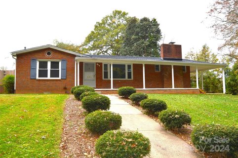 548 Greenway Drive sold home in COUNTRY CLUB ESTATES, Statesville, NC