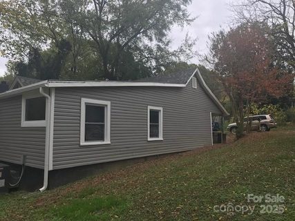 605 N Mcfarland Street sold home in Groves Thread Company, Gastonia, NC