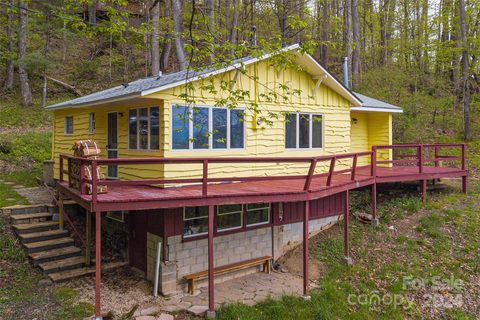 282 Vireo Lane sold home in Heath Peak, Waynesville, NC
