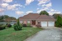 219 E Tattersall Drive sold home in Statesville, SC