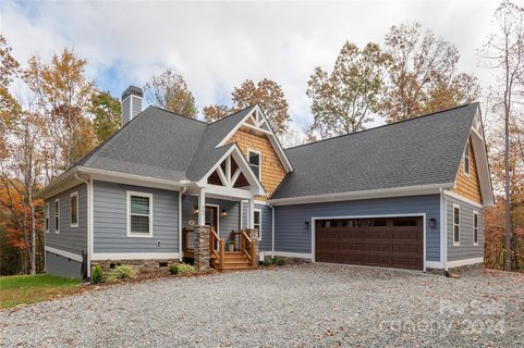 72 Spring Creek Lane sold home in Hoblestik Ridge, Saluda, NC
