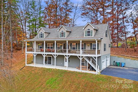 427 Spring Hollow Drive