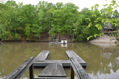 2737 Windswept Cove sold lot in Windswept Cove, York, SC