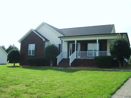 105 Polaris Drive sold home in Edgewood Acres, Wingate, NC