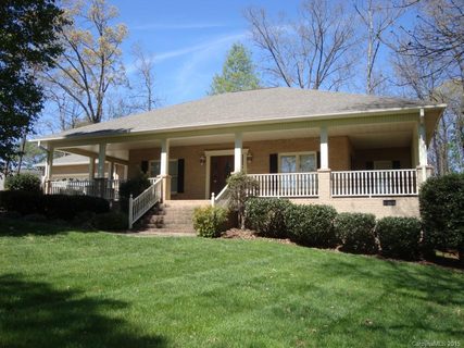 185 Meadow Oaks Drive sold home in Meadow Oaks, Statesville, NC