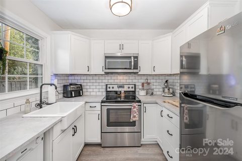 852 Mcalway Road #A sold home in Mcalway Manor, Charlotte, NC