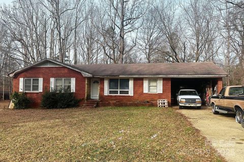 1895 Forest Lake Drive sold home in Forest Lakes, Rock Hill, SC