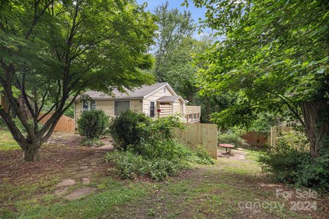225 State Street sold home in Amboy Heights, Asheville, NC