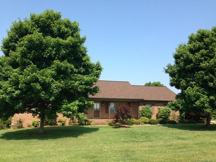 148 Meadow Oaks Drive sold home in Meadow Oaks, Statesville, NC