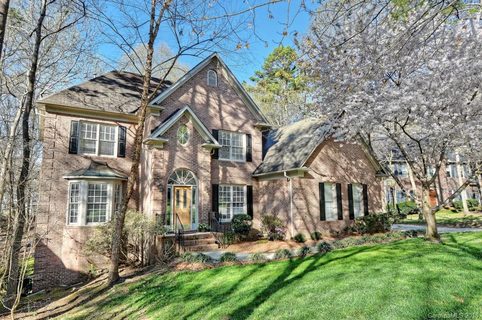 Previously sold for $305,000