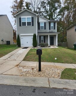 5835 Natick Drive sold home in Pennacook, Charlotte, NC