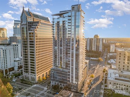 333 W Trade Street 2300