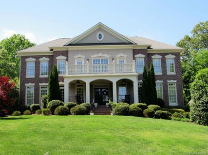 Previously sold for $735,000