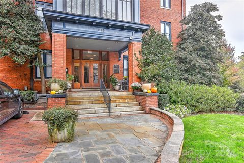 229 N Poplar Street 20 sold condo in St Peters, Charlotte, NC