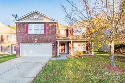 2318 Sweet Flag Court sold home in Waterhaven, Charlotte, NC