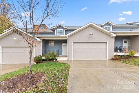 35 Thornes Lane sold townhome in Dillingham Woods, Asheville, NC
