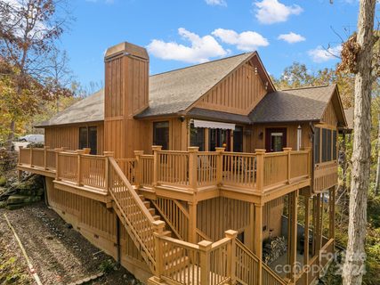 5 Chalet Court