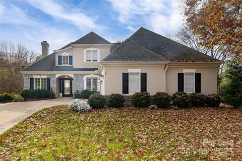 2 Clovelly Way sold home in Devonshire, Asheville, NC