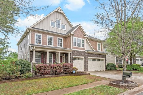 8905 Valleymoon Lane