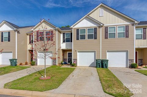 1442 Cypress Loop sold townhome in Oak Ridge Townhomes, Newton, NC