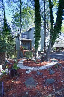 27072 Catamaran Drive
